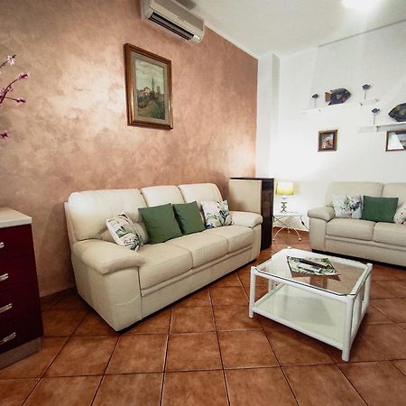 Casa Giulia Al Centro Di Olbia Codice Iun P4011 Διαμέρισμα Εξωτερικό φωτογραφία